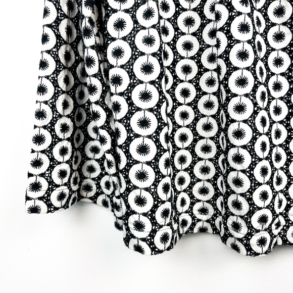 Jones New York Long Sleeve Button-Up Light Jacket, Black & White - Picture 4 of 11